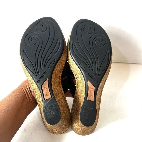 Born Womens Sz 10M Wedge Cork Heel Sandals Leather Black Casual Slip On Open Toe - Picture 12 of 12